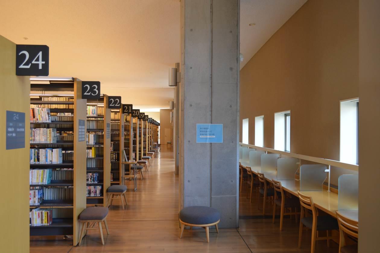 飛騨市図書館 画像1